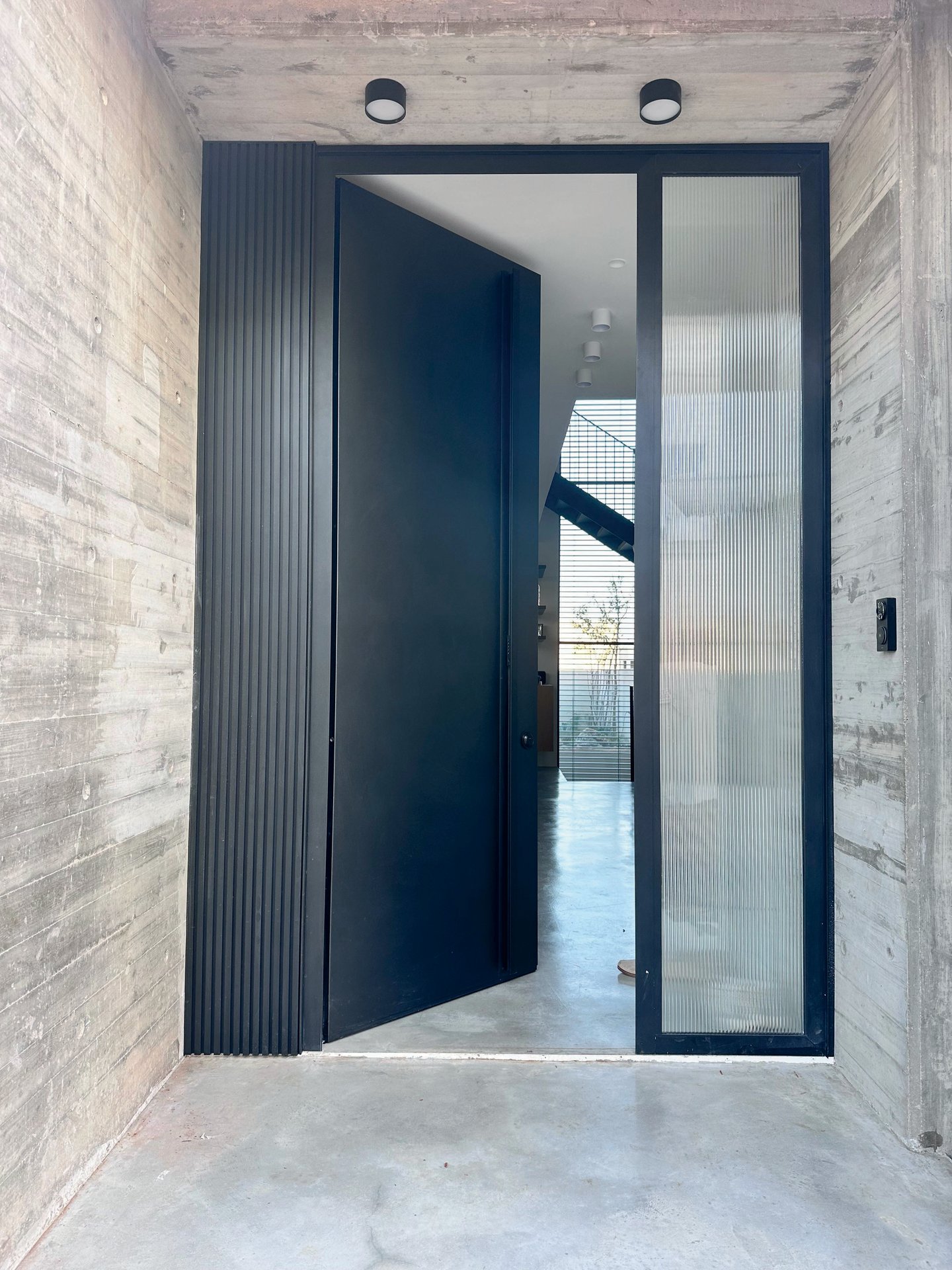 Zero Frame Side Unit
